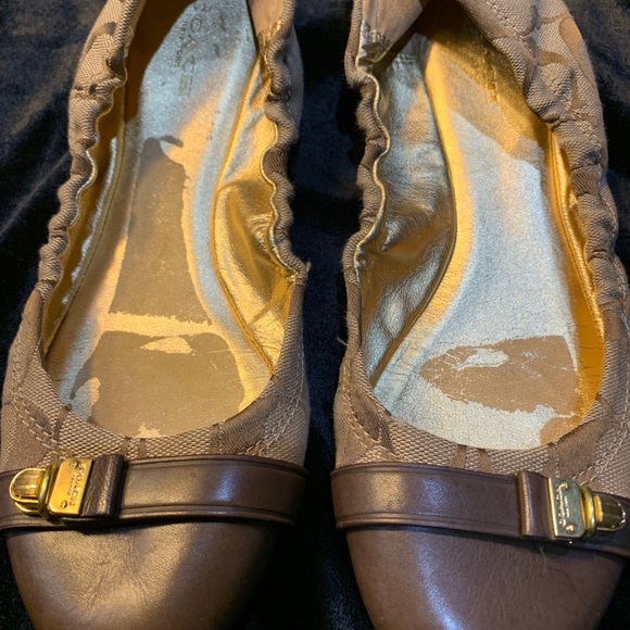 Coach Signature flats. Sz 7.5 Never worn NH6 - Picture 7 of 16